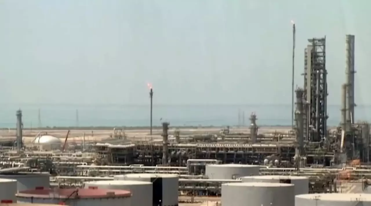 OPEC+: 7 мемлекет мұнай өндірісін арттырады