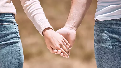 Кездесіп жүрген жігіті өз әкесі болып шығыпты