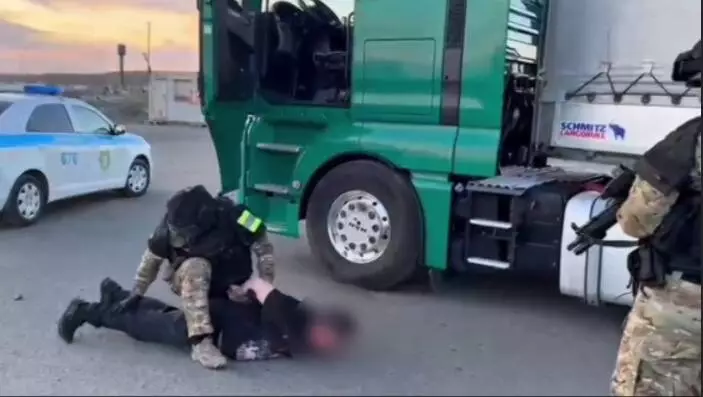 Полиция ликвидировала канал нелегальной миграции (видео)