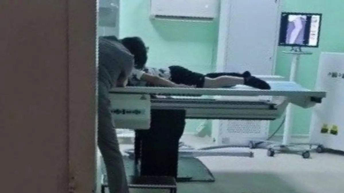  Степнагорскіде жоғары сынып оқушылары кішкентай баланы соққыға жыққан 