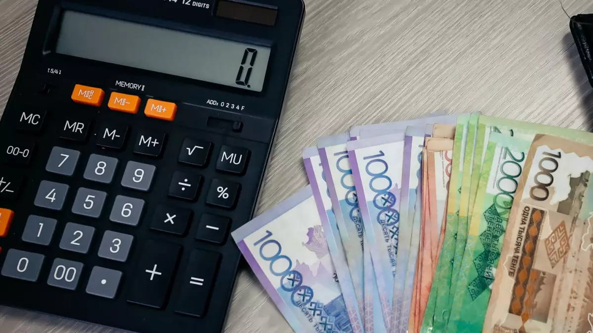 Тенге укрепился на 3,1% в апреле — Нацбанк