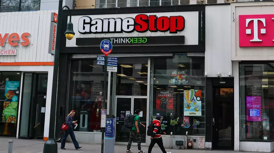 GameStop нацелился на eBay в рамках заявки на поглощение за $56 млрд, видя путь к конкуренции с Amazon.