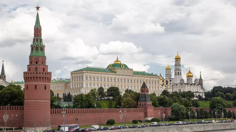 Россия объявила перемирие на 8–9 мая и пригрозила ударом по Киеву в случае атак