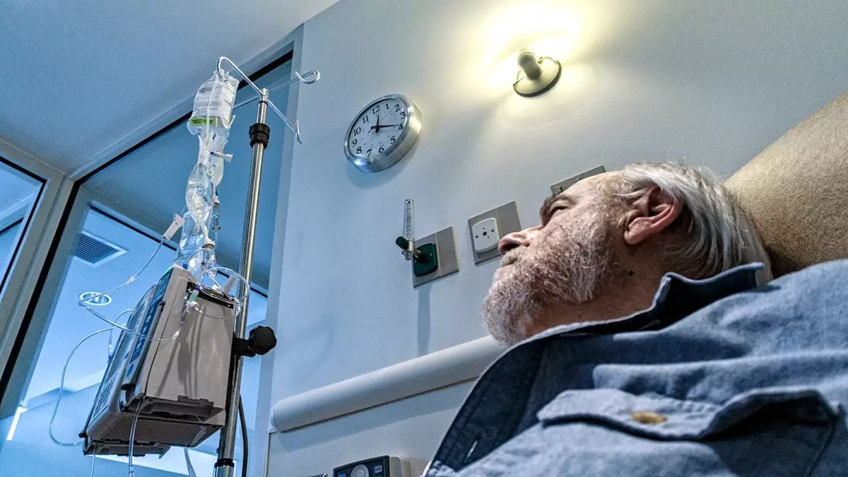 Пациенты остаются без признаков рака почти 3 года после получения экспериментальной иммунотерапии.
