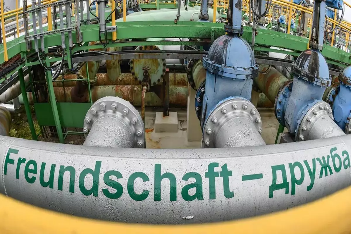 Казахстан меняет маршрут нефти вместо Германии.