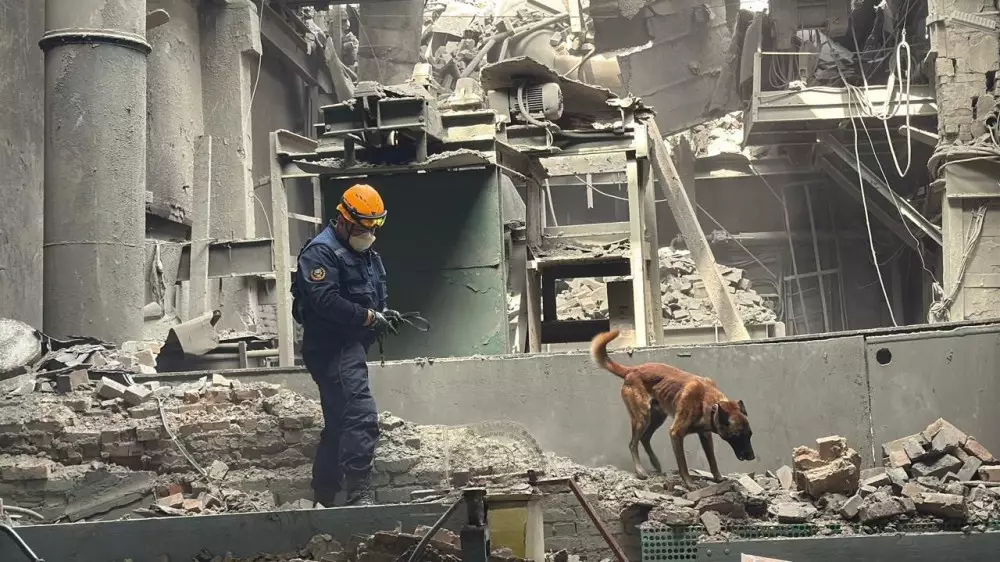 Взрыв на заводе в Усть-Каменогорске - появились кадры с места ЧП