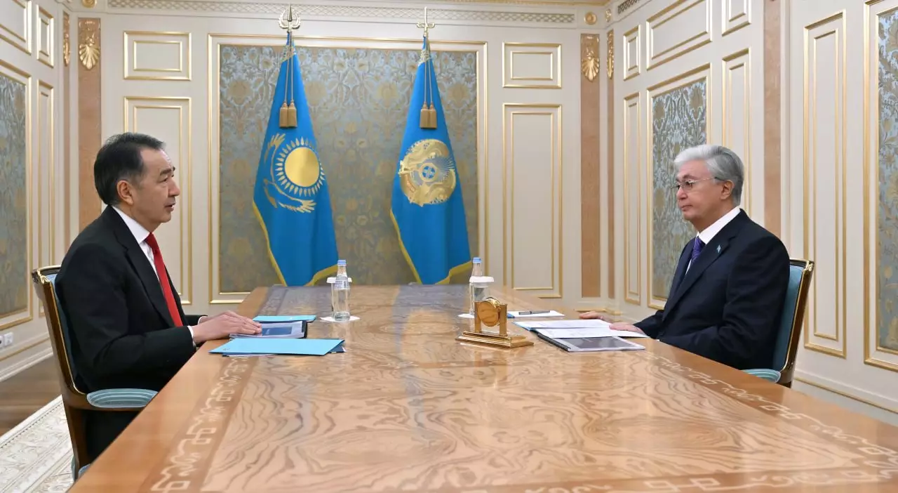 Президенту представили доклад о ключевых направлениях деятельности ЕЭК