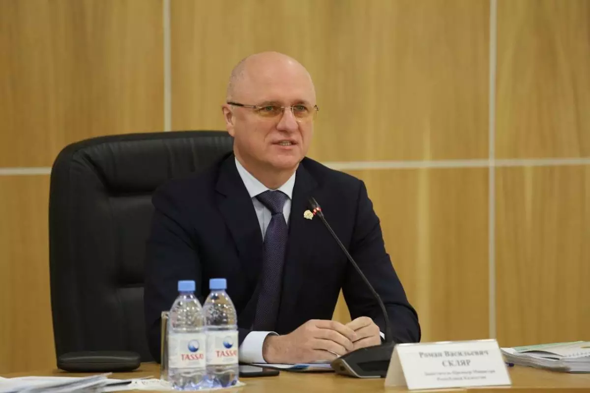 Роман Скляр Ақордаға ауысты
