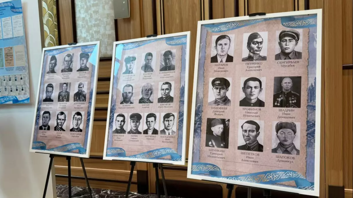 Бауыржан Момышұлы мен Мәлік Ғабдуллин жайлы тың деректер көрмеге қойылды