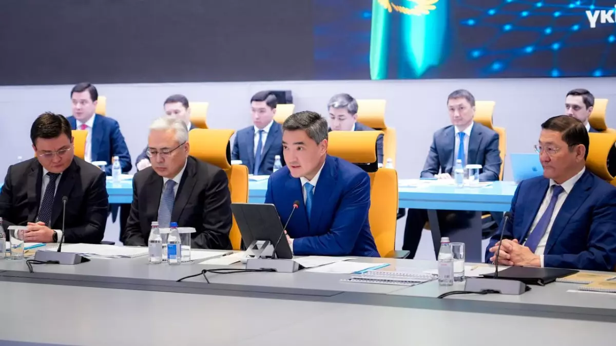 Премьер-министр провел совещание по вопросам защиты прав инвесторов