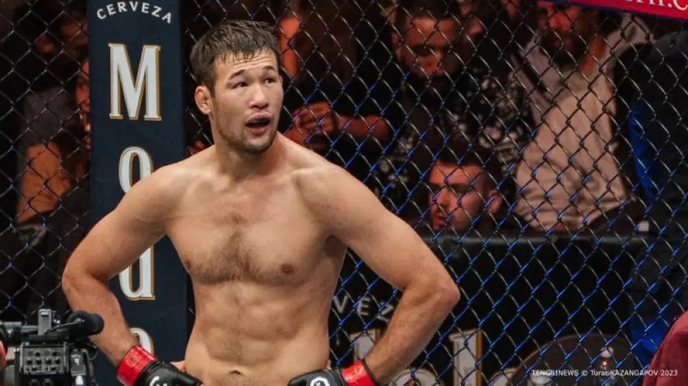 Последний соперник Шавката Рахмонова возглавил рейтинг UFC