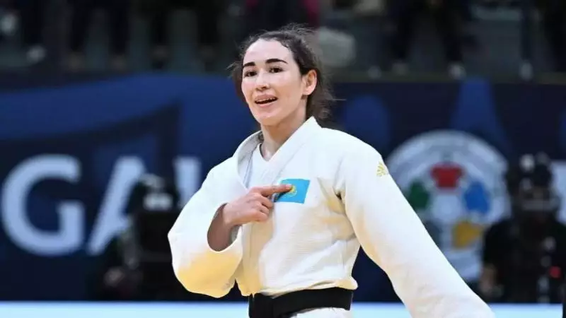 Әбиба Әбужақынова өз салмағында үздік бестікте келеді