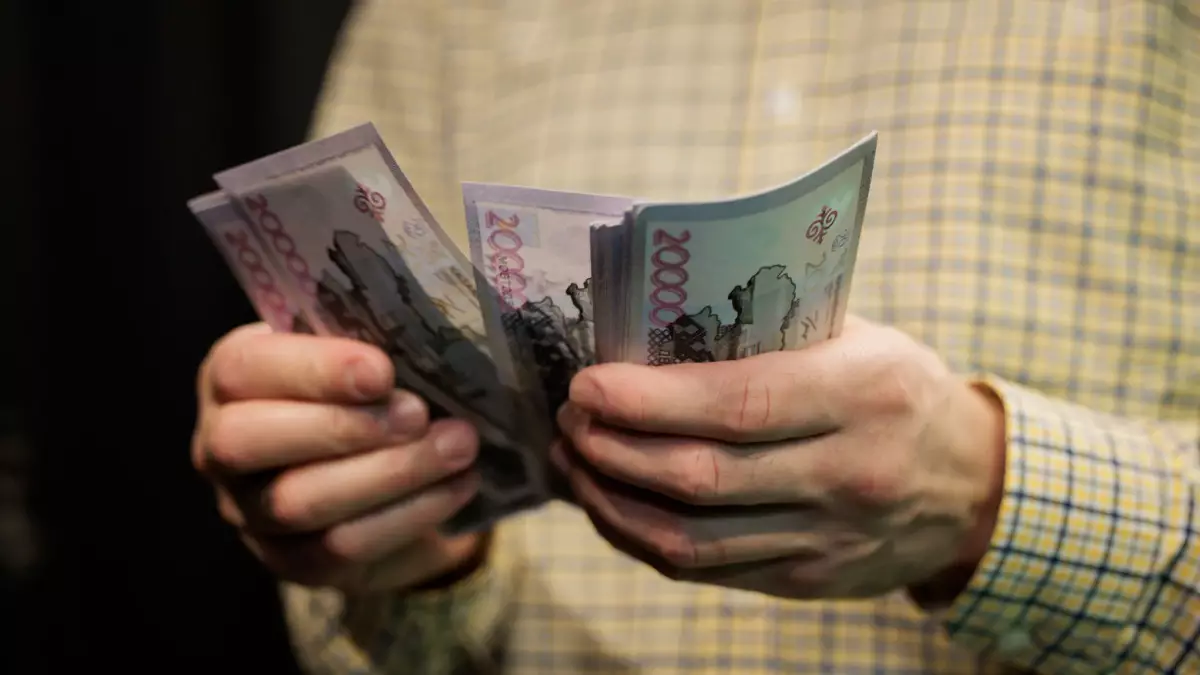 С 1 июля в Казахстане могут ужесточить правила получения кредитов и рассрочек