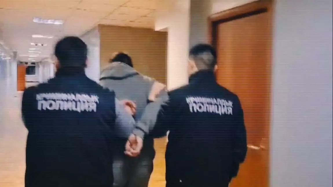 Маңғыстауда бастығына ашуланған кісі қару мен гранат алып келген