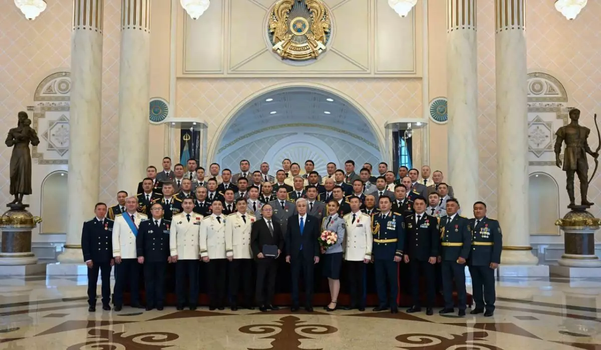 Тоқаев әскери және қызметтік борышын атқарған бірқатар азаматты мемлекеттік наградамен марапаттады