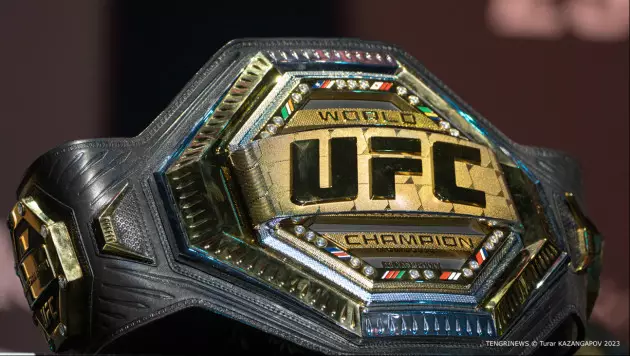 Назван новый чемпион в весе двух казахстанцев в UFC