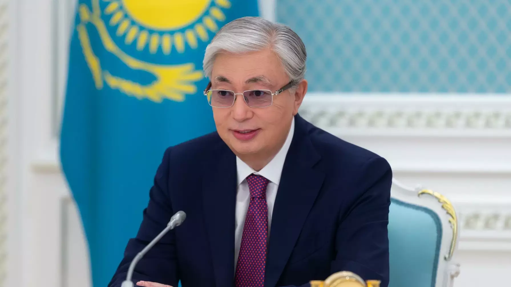 Президент Отан қорғаушылар күнімен құттықтады