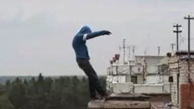 Алматылық студент 8-қабаттан секіріп, қайтыс болды