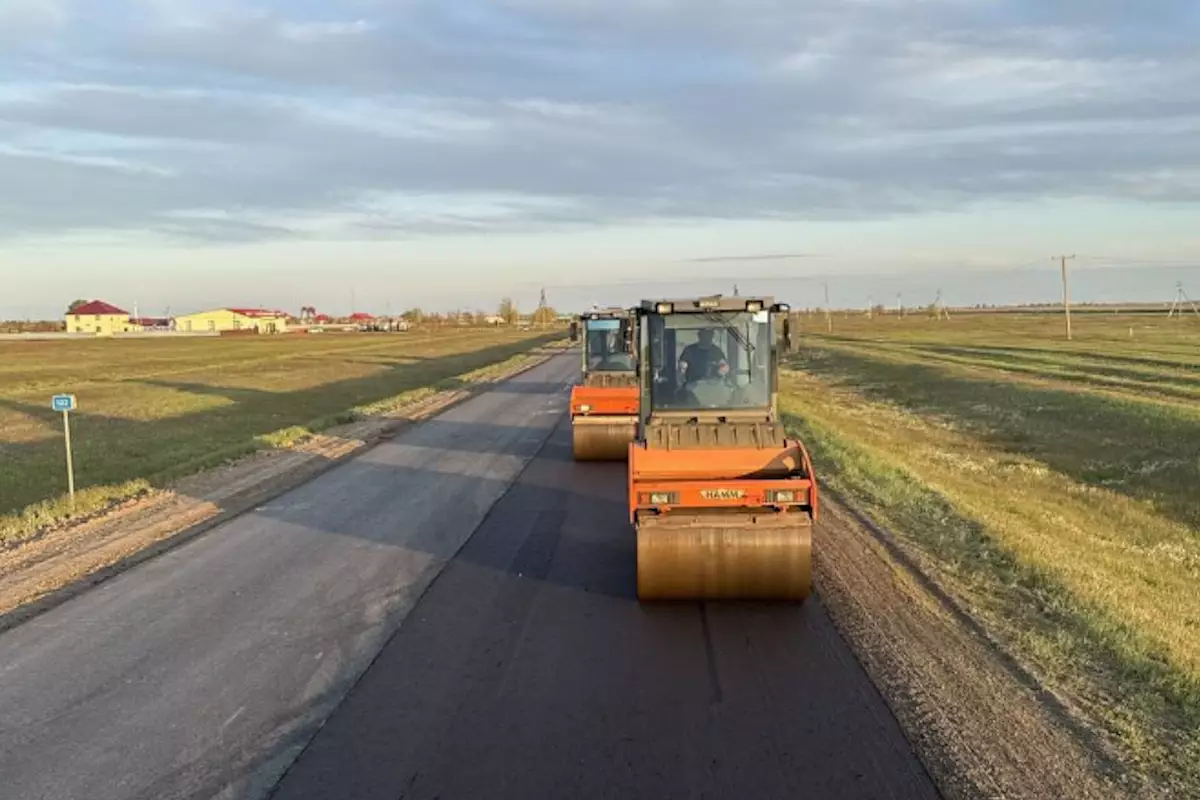 На трассе Атырау – Уральск продолжается средний ремонт