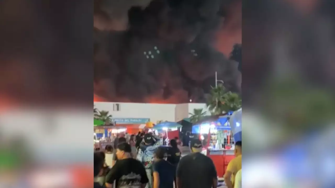 Пять человек погибли из-за пожара на ярмарке в Мексике