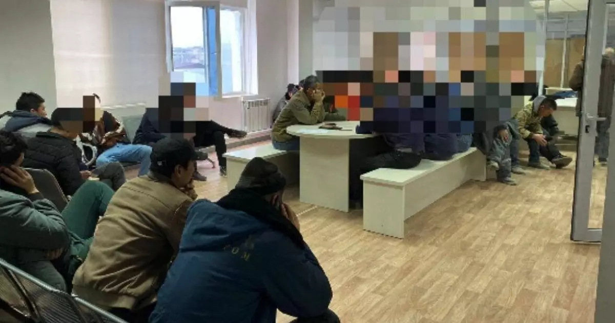  Маңғыстауда 400-ден астам шетел азаматы ел аумағынан шығарылды 