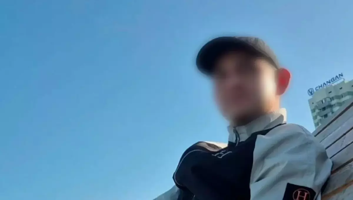 Есірткі ұсынған: Алматыда ер адам жасөспірім қызды өзімен бірге әкетпек болған