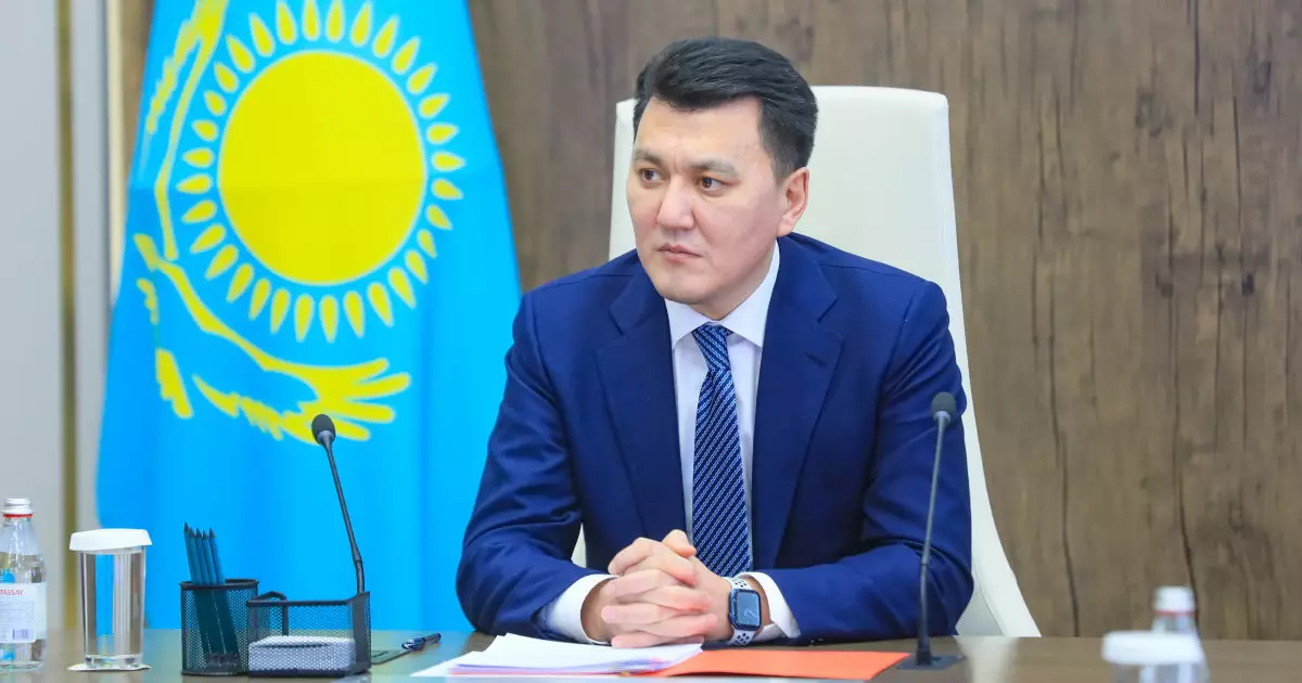  Ерлан Қарин: Заңнаманы үйлестіру елімізді өркендетудің жаңа кезеңі басталғанын айғақтайды 