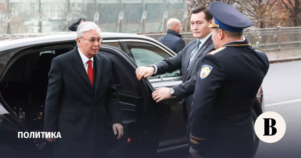 Президенты Узбекистана и Казахстана посетят Москву на День Победы.