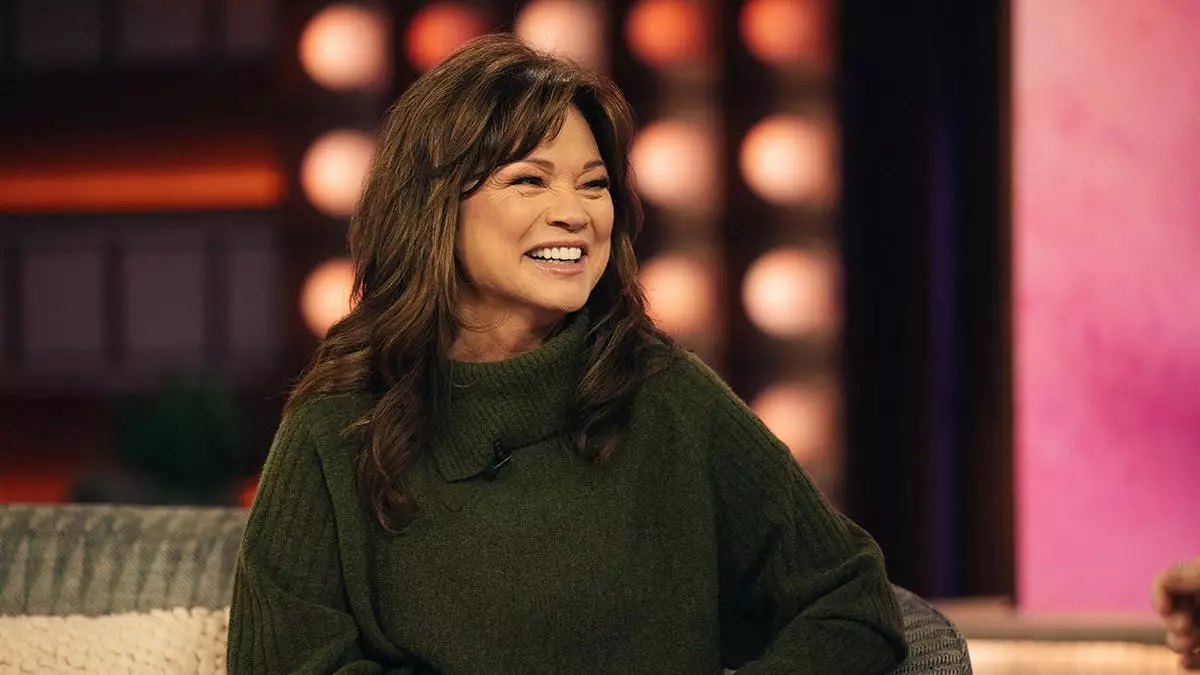Валери Бертинелли извинилась после того, как произнесла нецензурное слово в прямом эфире.