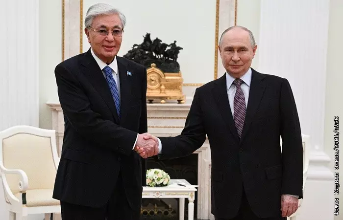 Путин заявил, что приезд Токаева показывает высокий уровень отношений с Казахстаном.