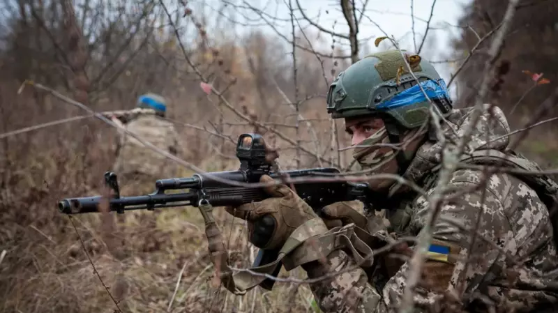 Названа новая оценка погибших российских военных на войне в Украине