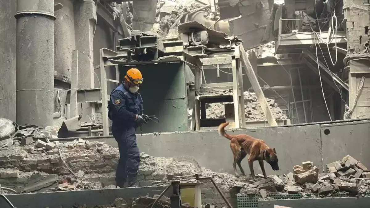 Взрыв, черный смог и «молочная река»: хроника скандалов вокруг «Казцинка»