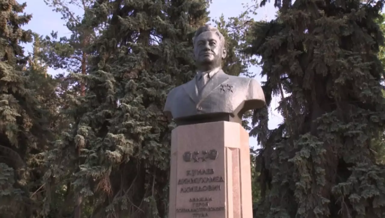 Как выглядит квартира, в которой жил Динмухамед Кунаев