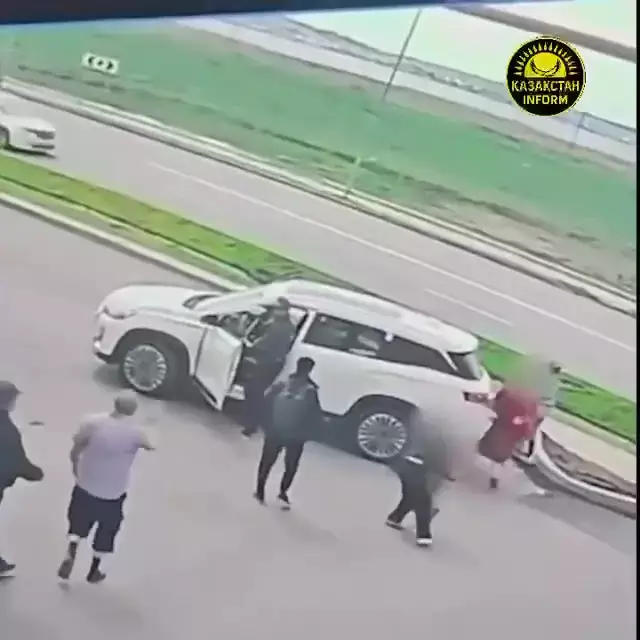 Көкшетауда джип тізгіндеген әйел жаяу жүргіншіні қақты: күдікті қамалды