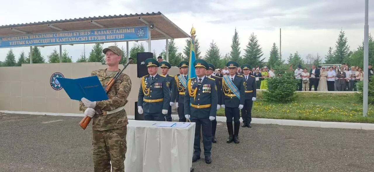 Солдаты-новобранцы приняли присягу в ВКО