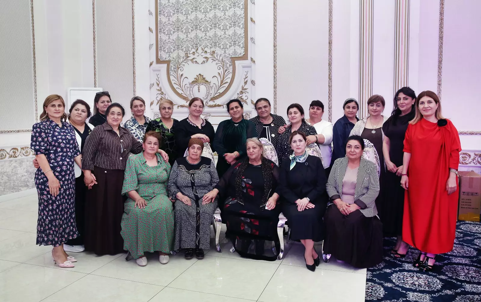 Алматыда этномәдени бірлестік өкілдері Аналар күнін атап өтті 