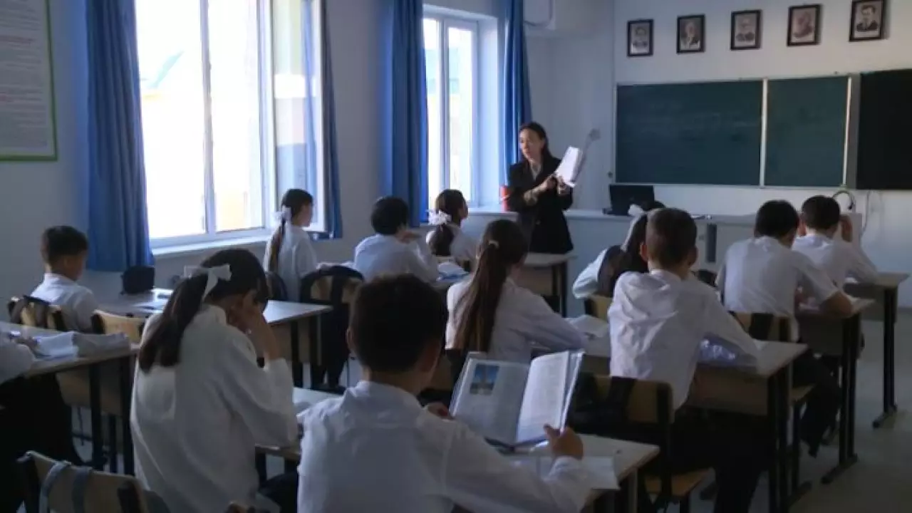 69 новых школ построили в Алматинской области