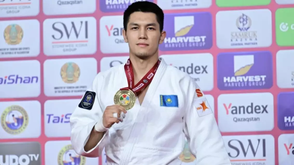 Гвардеец из Казахстана взял золото на престижном турнире Grand Slam в Астане