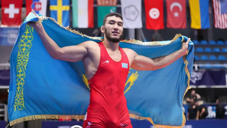 Чемпион мира Ризабек Айтмухан узнал имя соперника и дату следующей схватки в лиге RAF