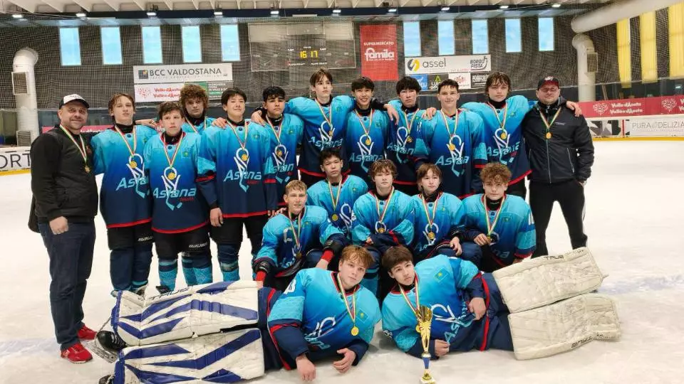 Astana Team занял первое место на международном турнире по хоккею с шайбой