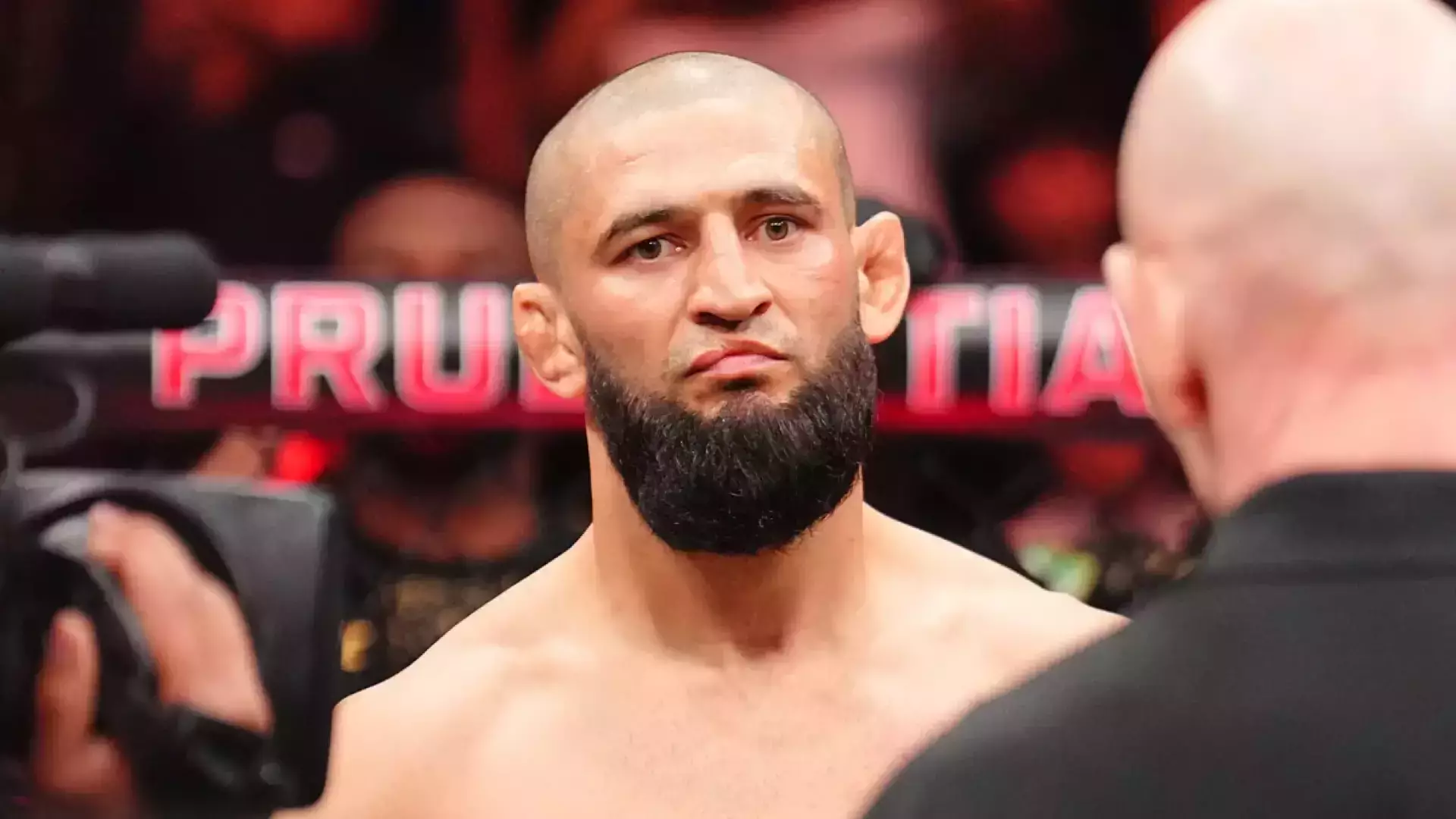 Хамзат Чимаев вылетел из топа рейтинга UFC