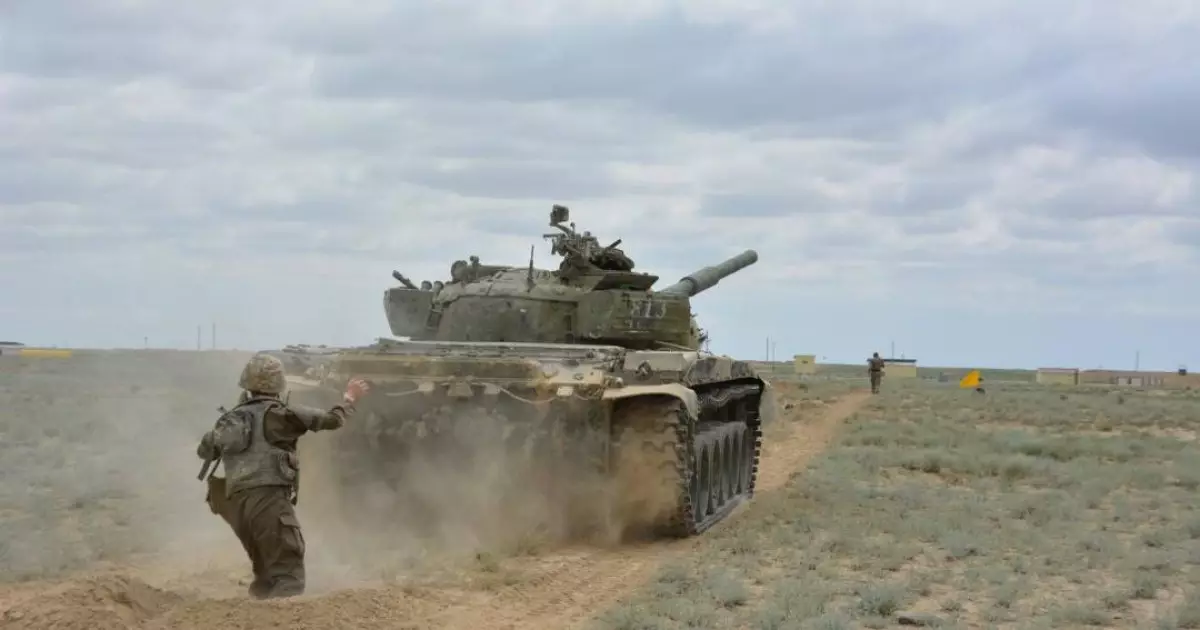   500-ден астам теңіз жаяу әскері танк сынағы даярлығынан өтті   