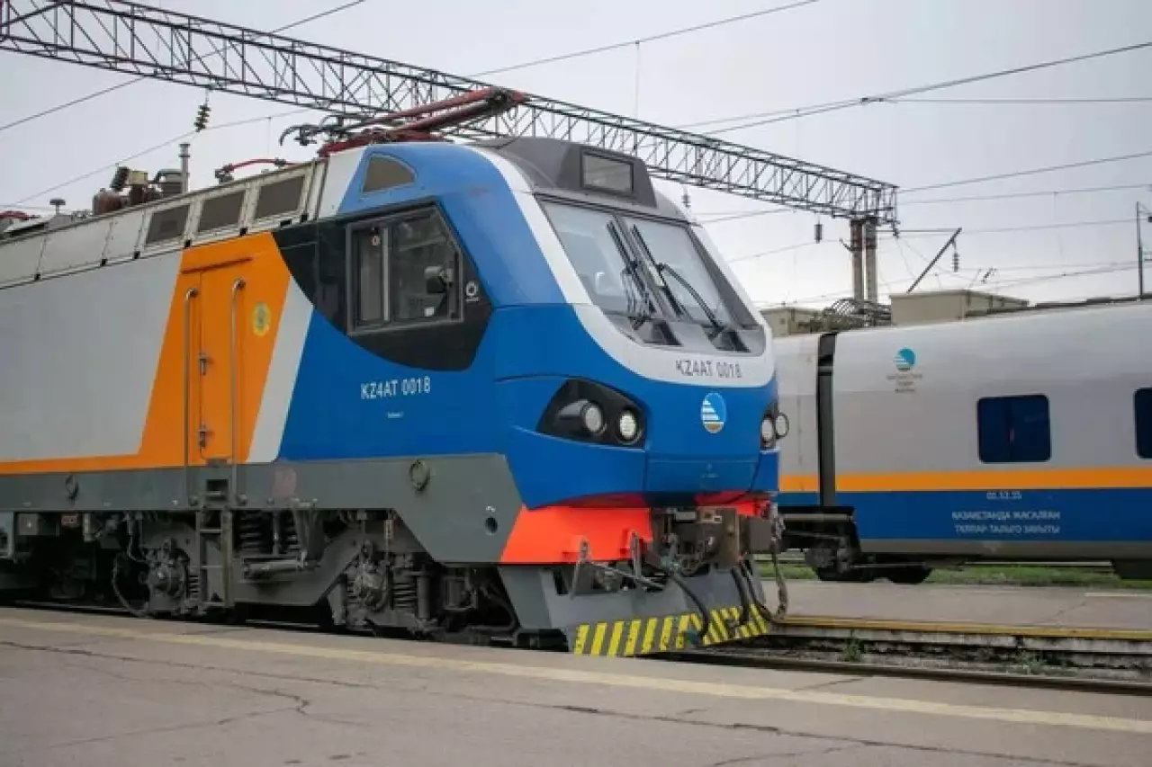 Алакөлге жету жеңілдейді: жазда 15 қосымша пойыз бағыты іске қосылады