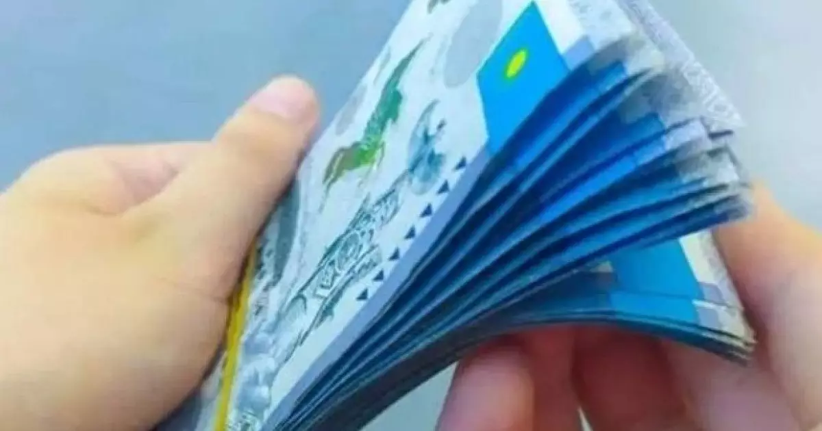  Қазақстанда қызметкерлер жалақысынан бірыңғай төлем алу енгізіледі 