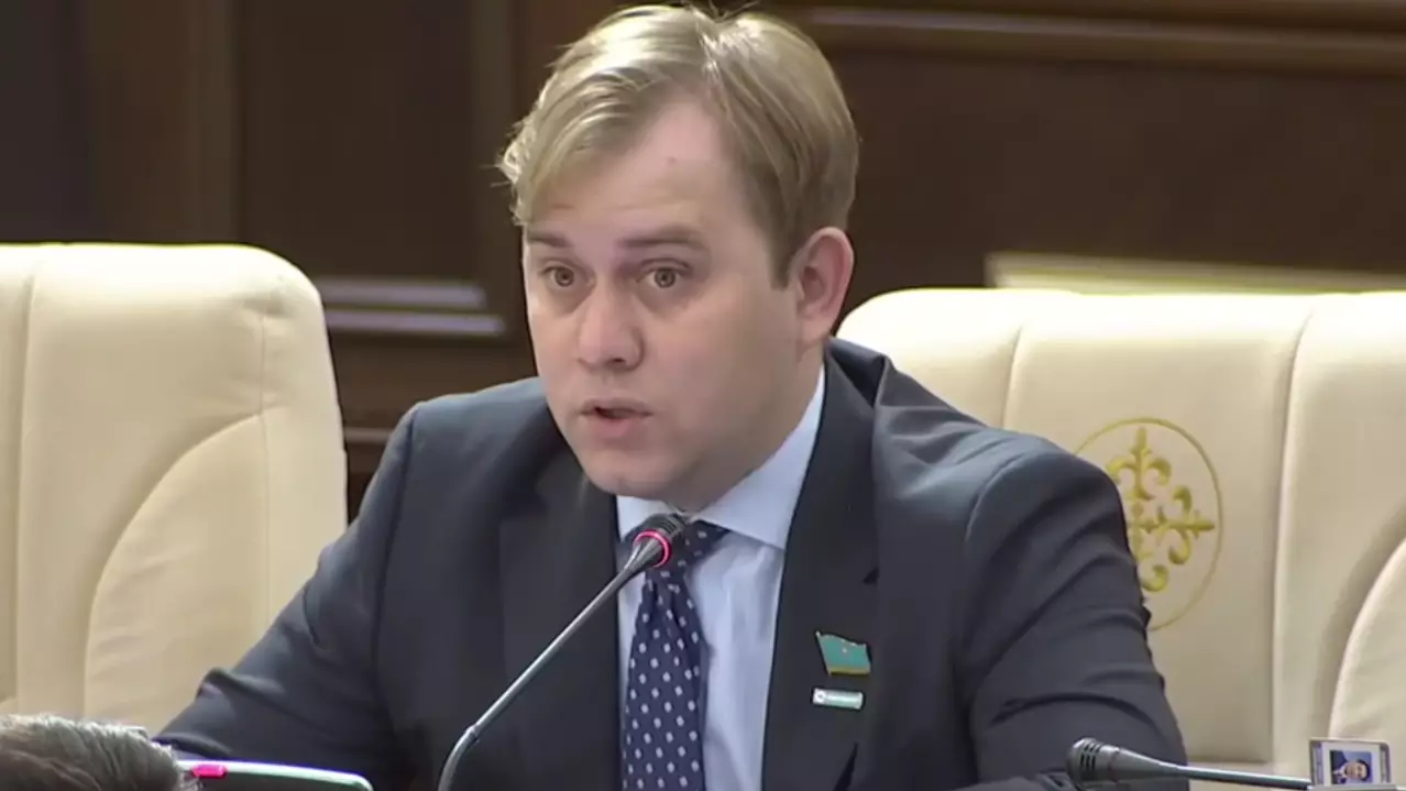 Сайлауалды үгіт: Блогерлер қандай жағдайда заң бұзушы атанады?