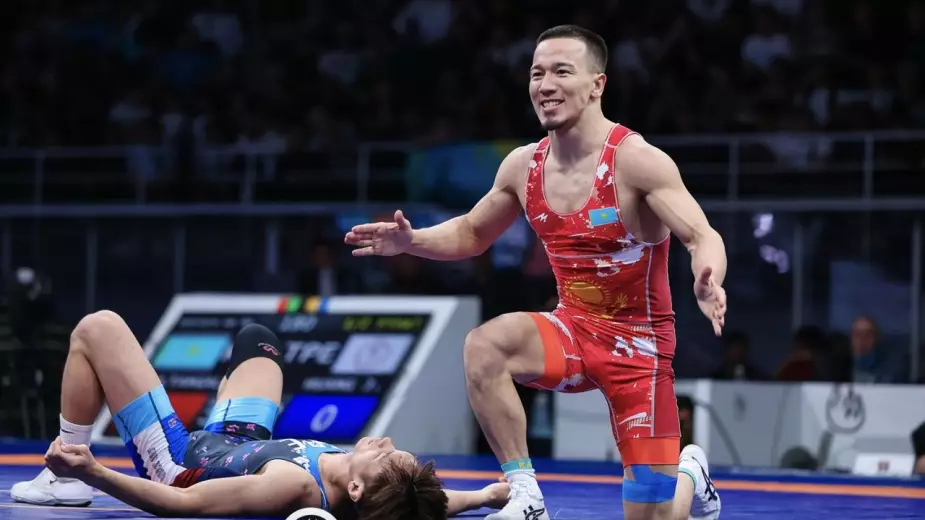 Чемпион мира из Казахстана разгромил соперника и вышел в финал Кубка Казахстана по борьбе