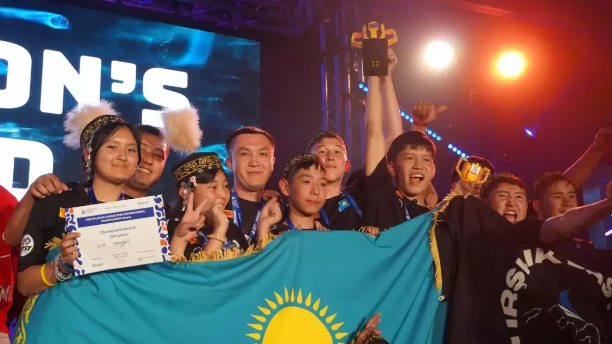 Қазақстандық оқушылар халықаралық робототехника чемпионатында жүлдегер атанды