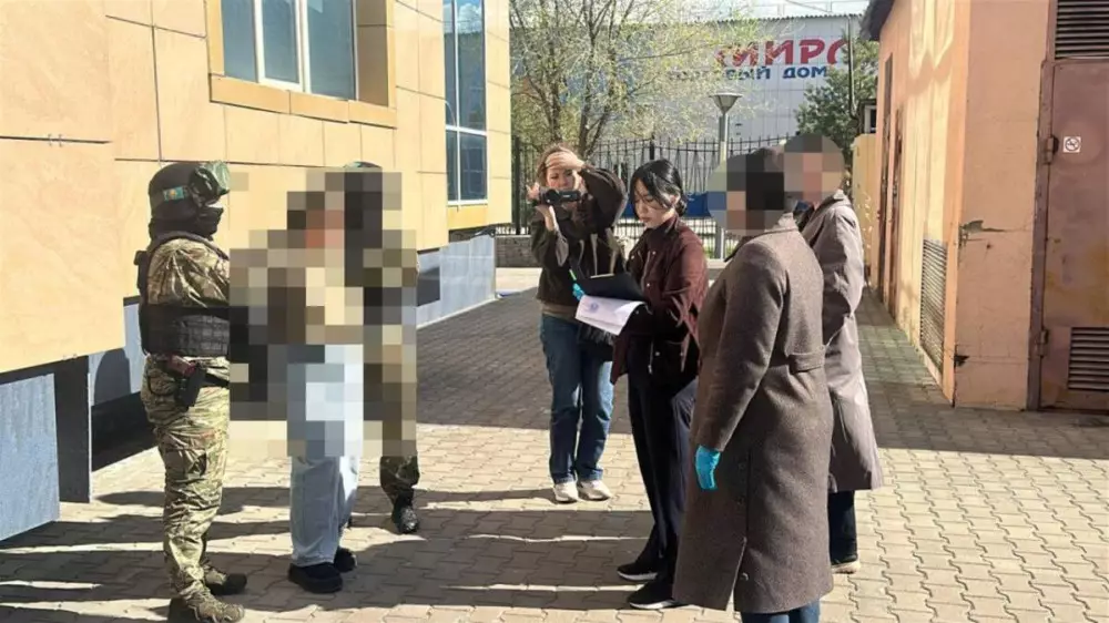 Шантажистка “оценила“ интимные фото казахстанца в полмиллиона тенге