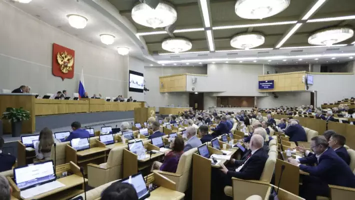 Госдума разрешила использовать армию для защиты россиян за границей