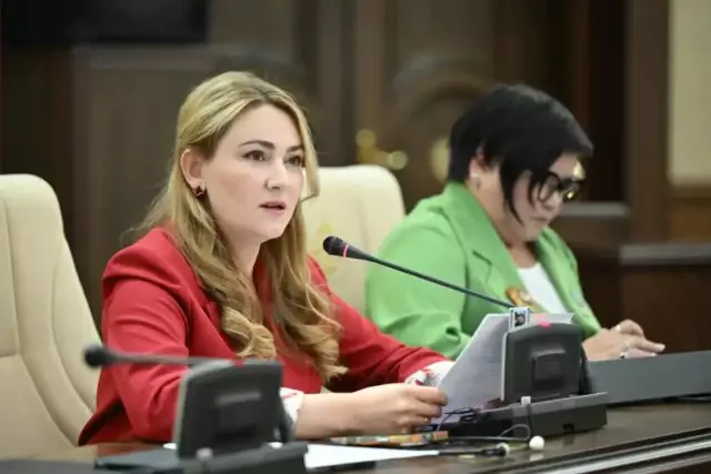 Мәжіліс депутаты Қазақстанда тағы бір тілге заңды мәртебе беруді ұсынды
